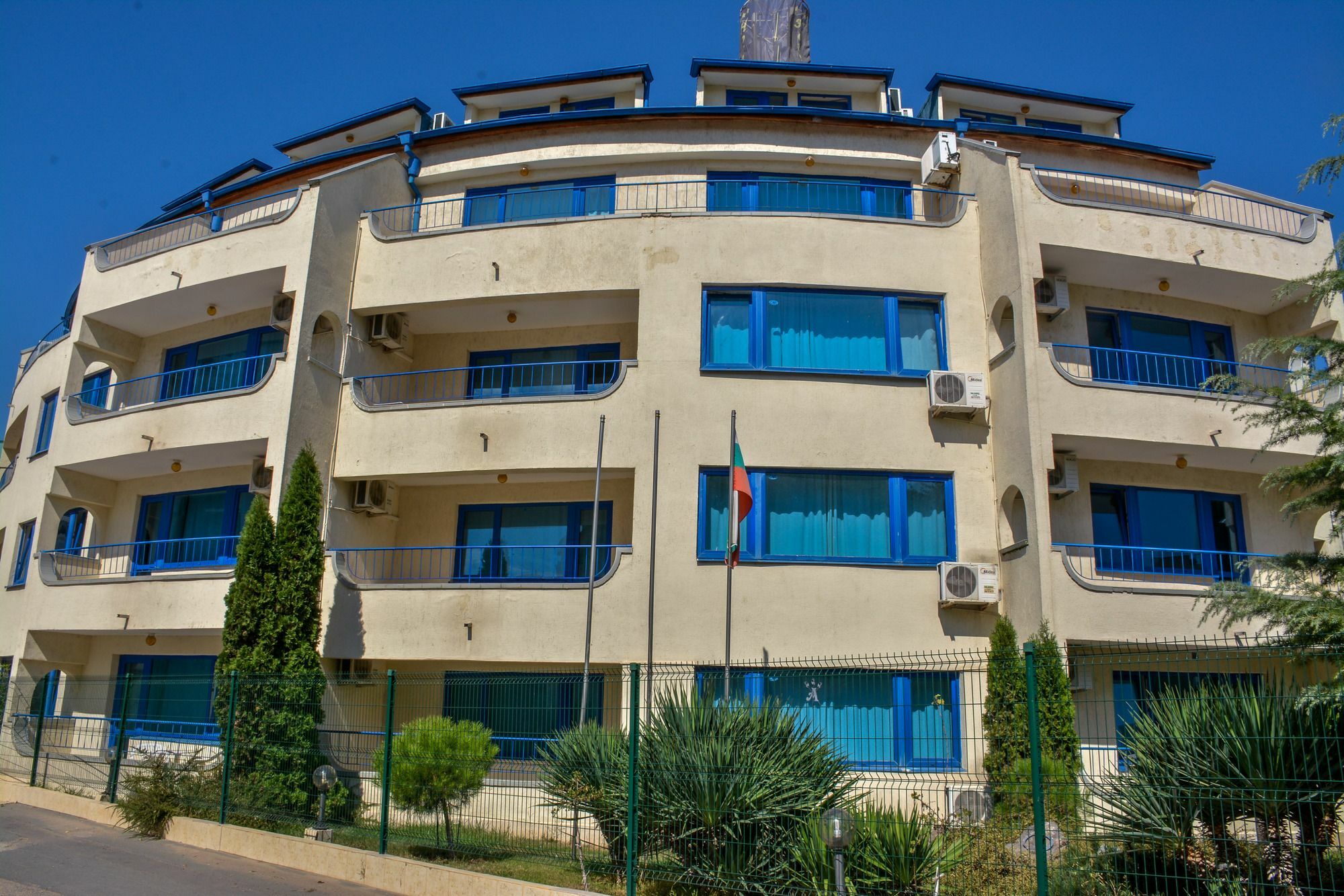 סאני ביץ' Atos Hotel מראה חיצוני תמונה